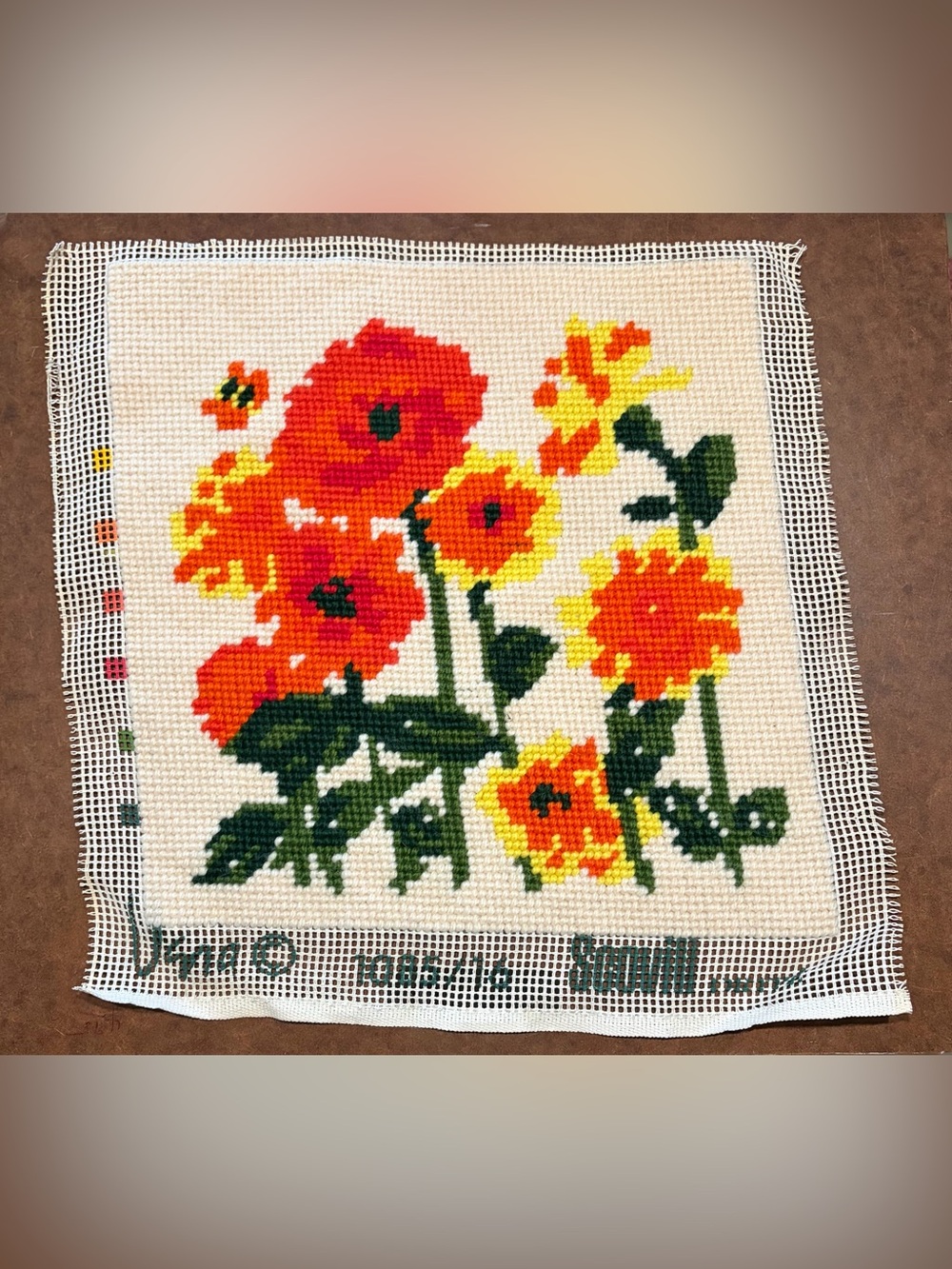 Vintage- 🧡💛 Floral needlepoint canvas featuring orange and yellow flowers